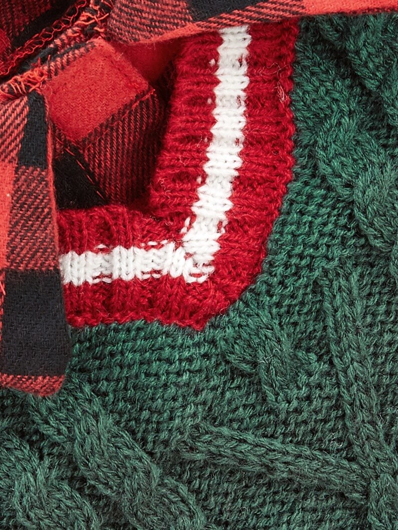 Perfetto per l'autunno e l'inverno, giubbotto con collo a quadri e lavorazione a maglia per cani.