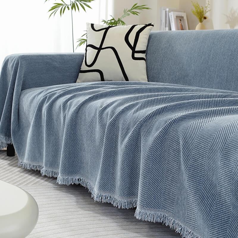 Copertura per divano in chenille con motivo a spina di pesce e frange