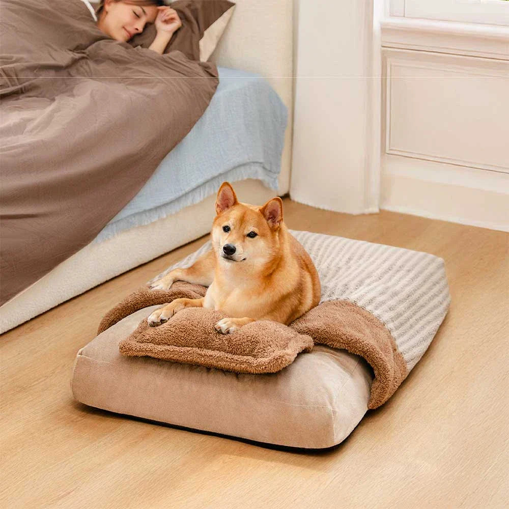 Letto ortopedico per cani a caverna rivestito in peluche a strisce con cuscino - FluffyWarm
