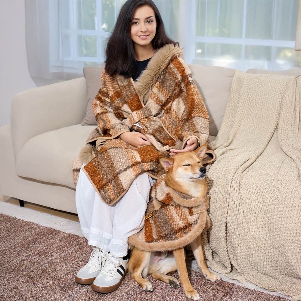 Poncho Classico a Quadri Caldo per Umani e Cani - Compagni Festivi