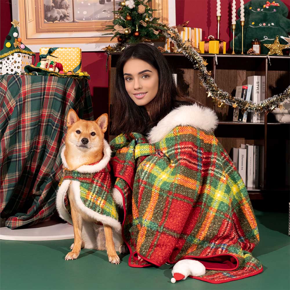 Poncho Classico a Quadri Caldo per Umani e Cani - Compagni Festivi