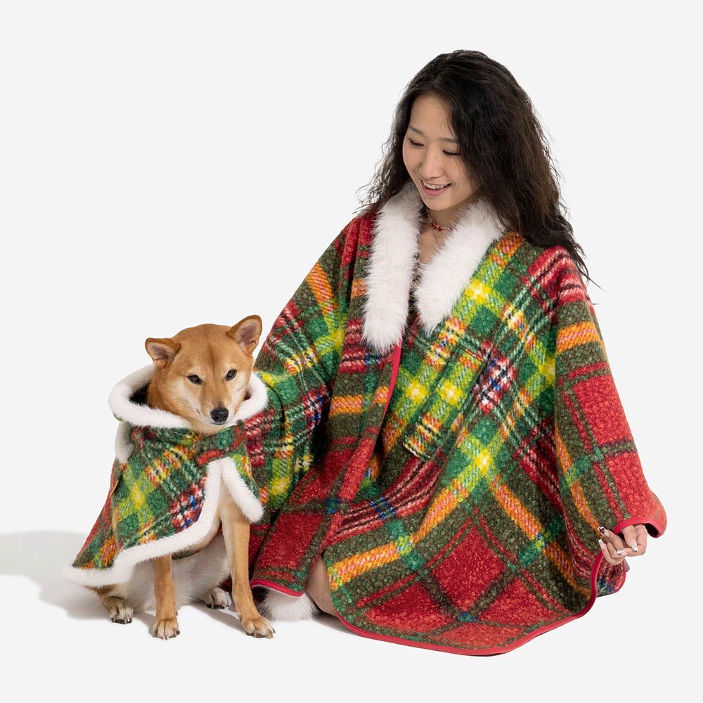 Poncho Classico a Quadri Caldo per Umani e Cani - Compagni Festivi
