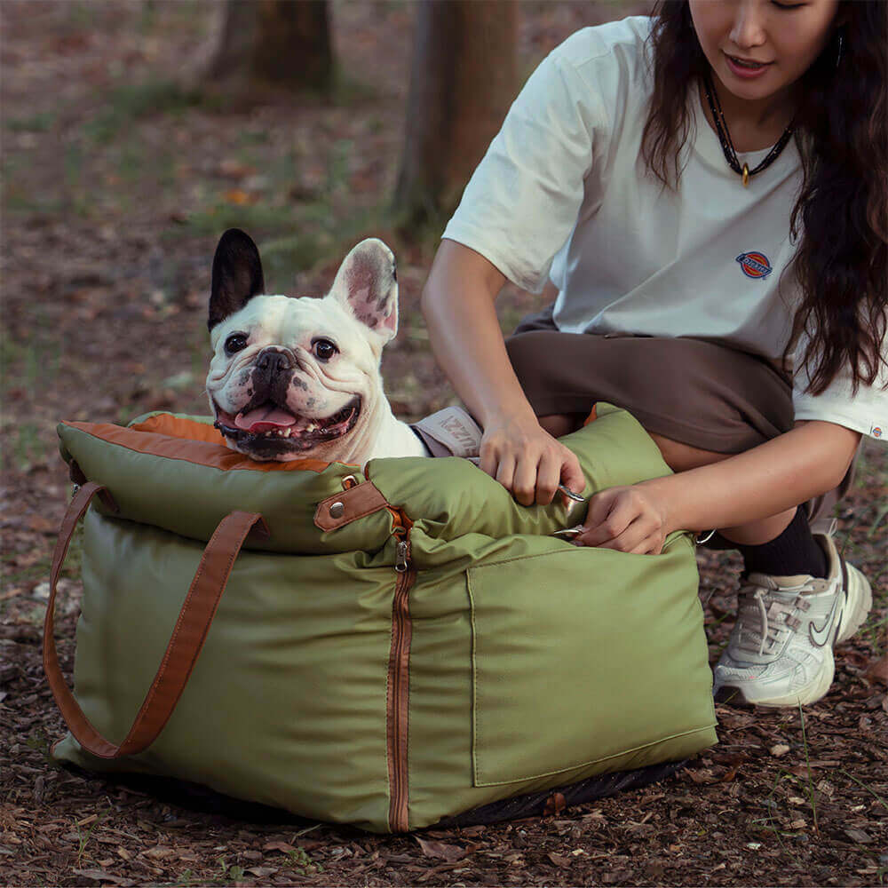 Seggiolino Auto Rialzato Deluxe per Cani in Ecopelle - Urban Voyager