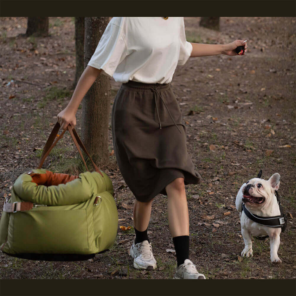 Seggiolino Auto Rialzato Deluxe per Cani in Ecopelle - Urban Voyager