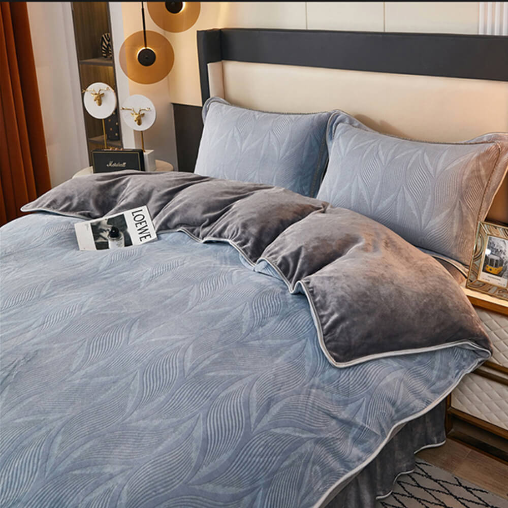 Set di Lenzuola in Velluto di Latte con Motivo Botanico Elegante