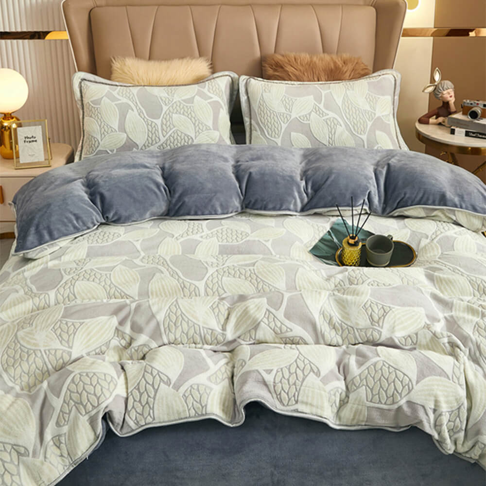Set di Lenzuola in Velluto di Latte con Motivo Botanico Elegante