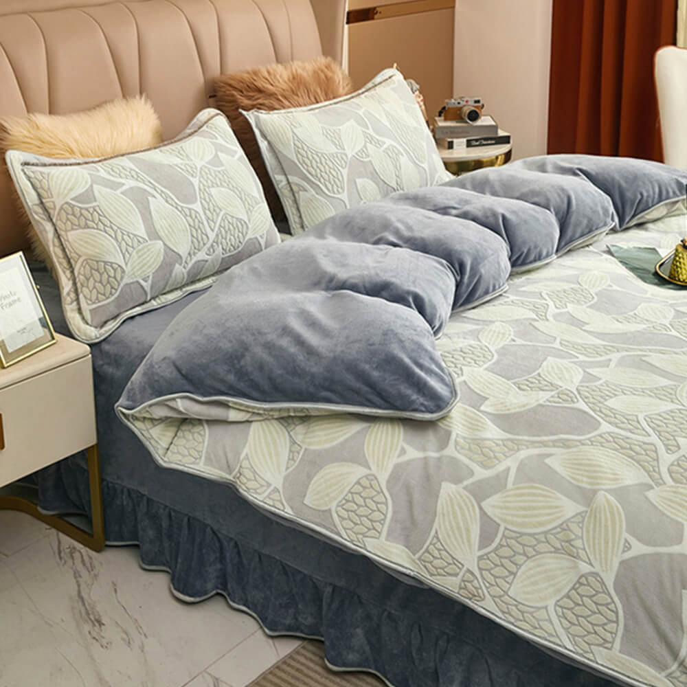 Set di Lenzuola in Velluto di Latte con Motivo Botanico Elegante