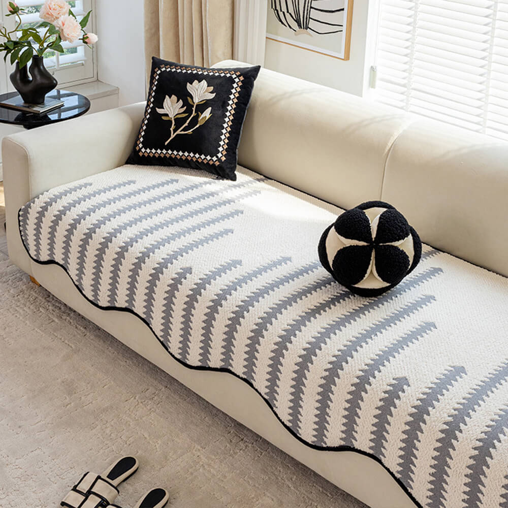 Copertura per divano in chenille a righe a zigzag moderne con bordi ondulati