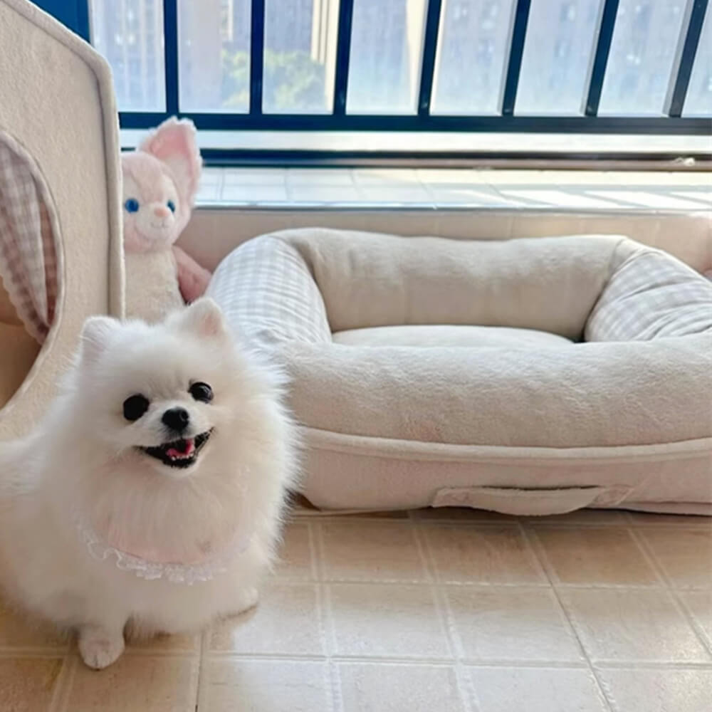 Letto per cani e gatti in microfibra impermeabile con supporto completo in canvas e pile corallo.