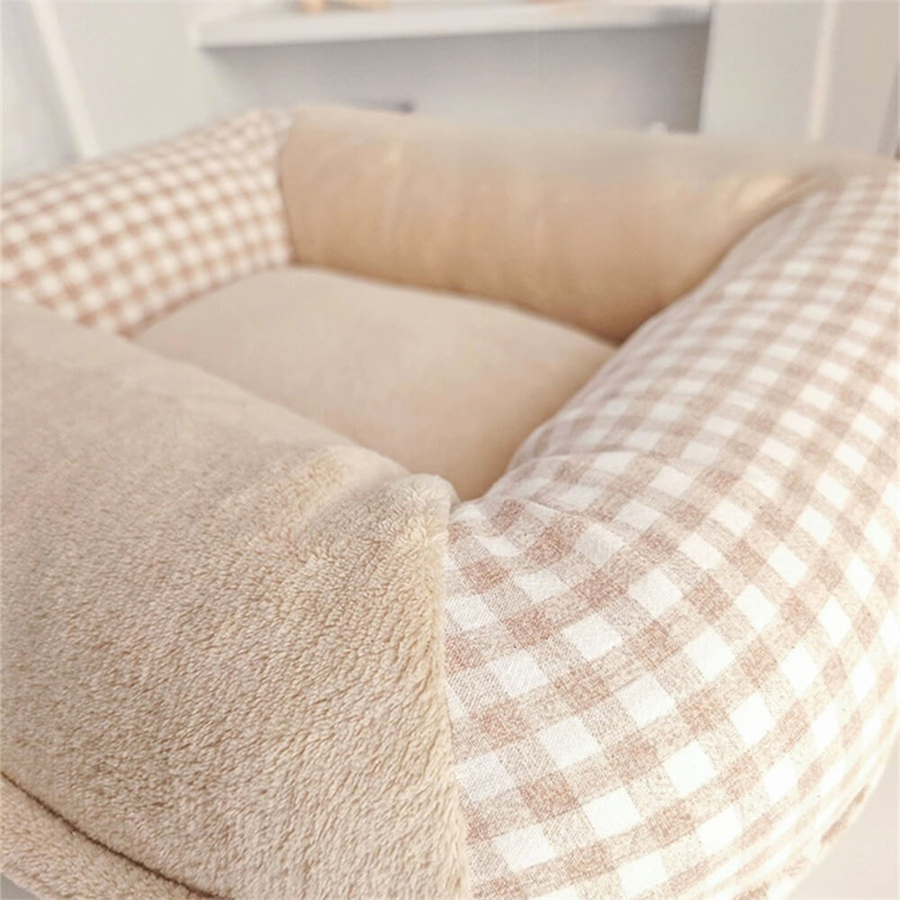 Letto per cani e gatti in microfibra impermeabile con supporto completo in canvas e pile corallo.