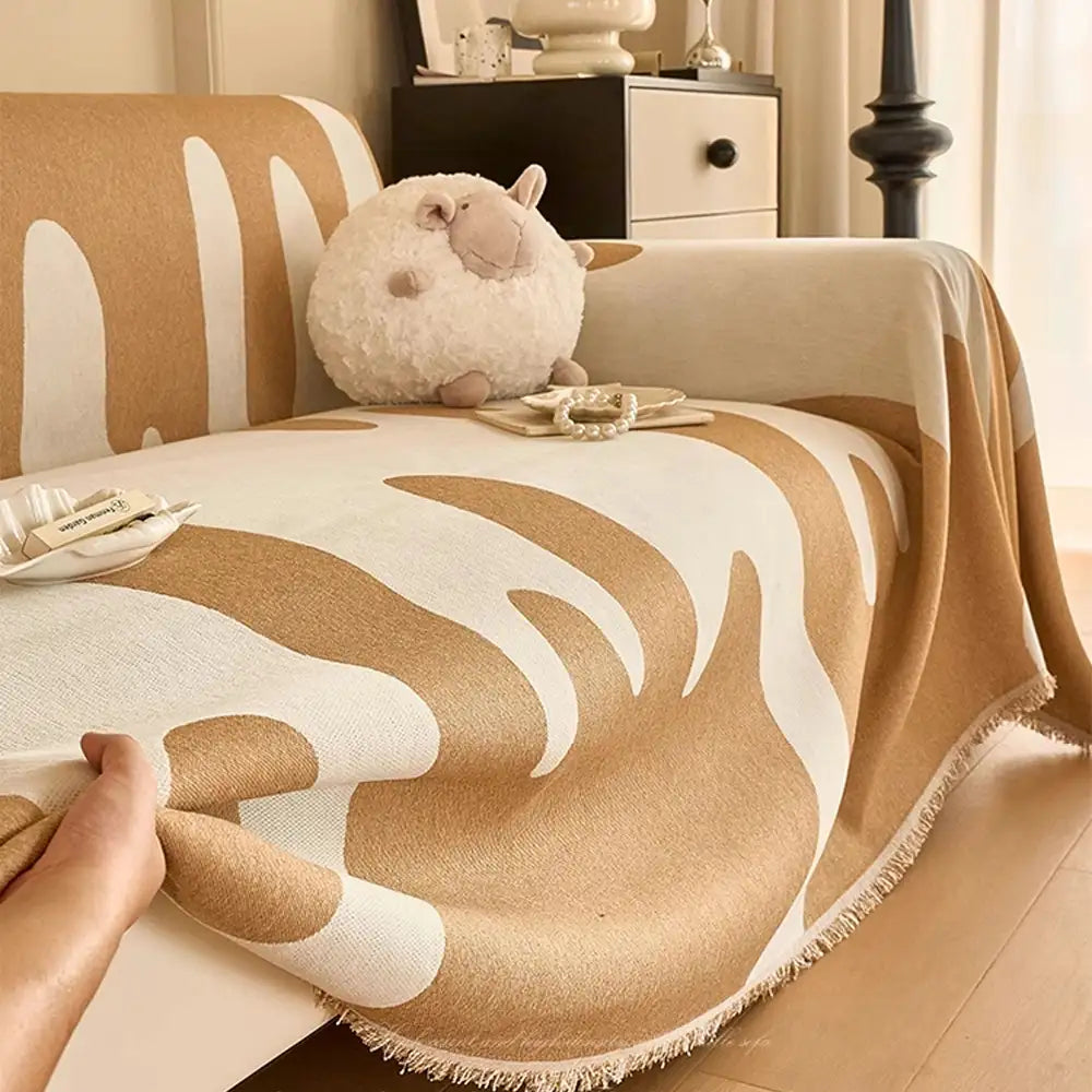 Copertura per divano universale multifunzionale a copertura totale in chenille Wave Gelato per tutte le stagioni