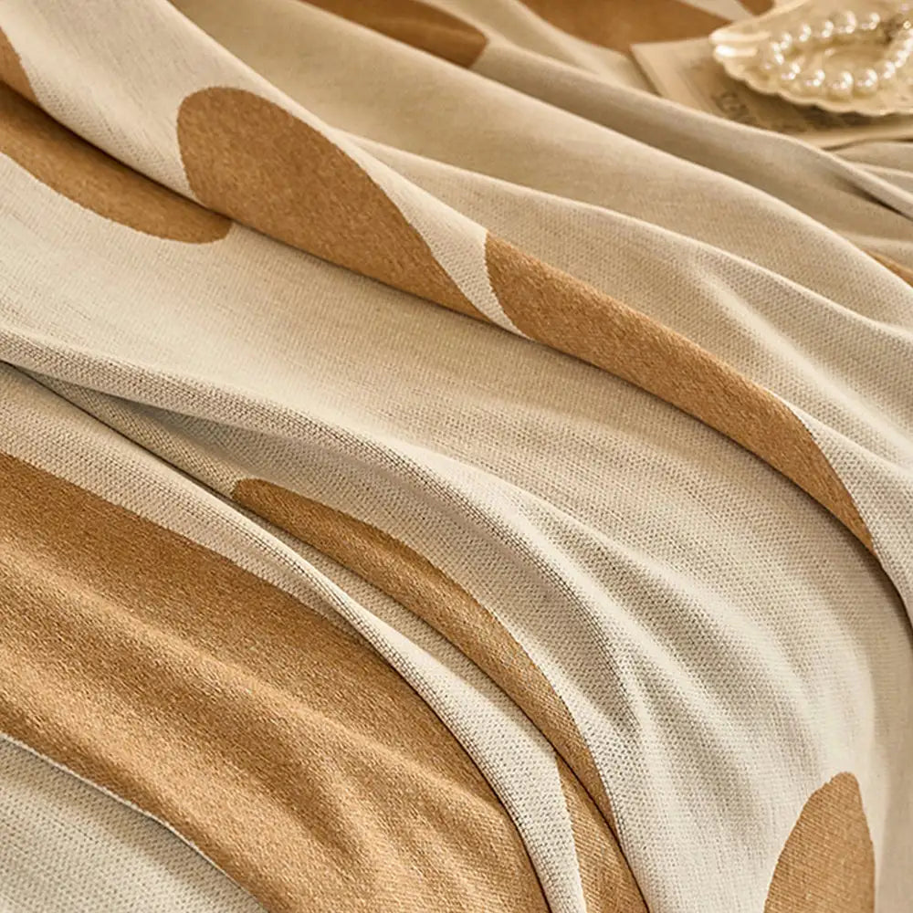 Copertura per divano universale multifunzionale a copertura totale in chenille Wave Gelato per tutte le stagioni