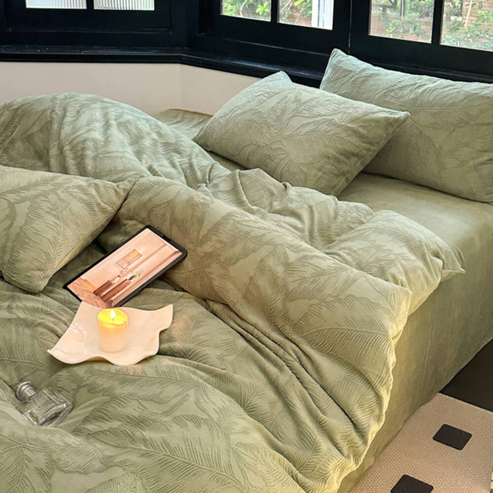Set di lenzuola in velluto caldo di latte con relief di foglia naturale
