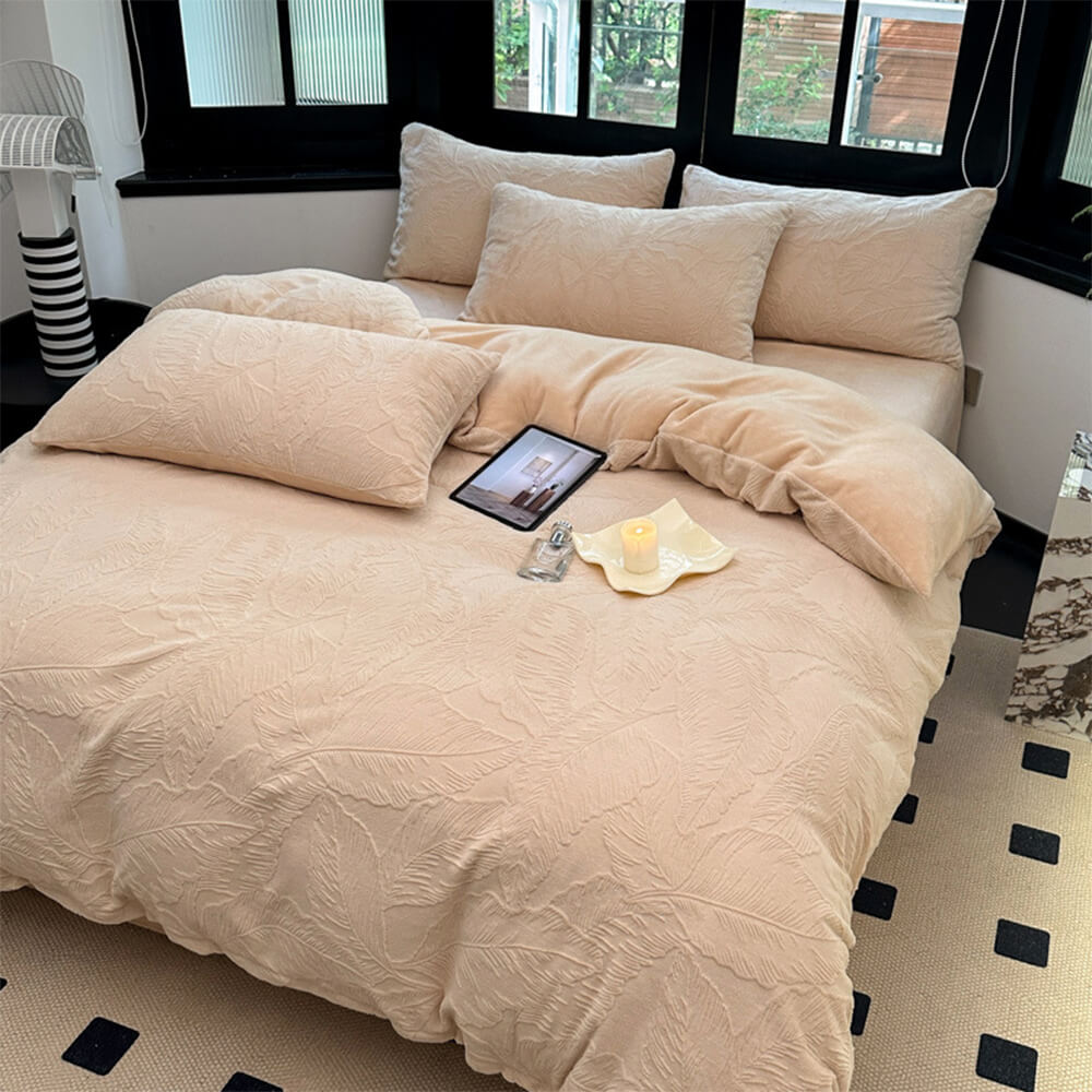 Set di lenzuola in velluto caldo di latte con relief di foglia naturale