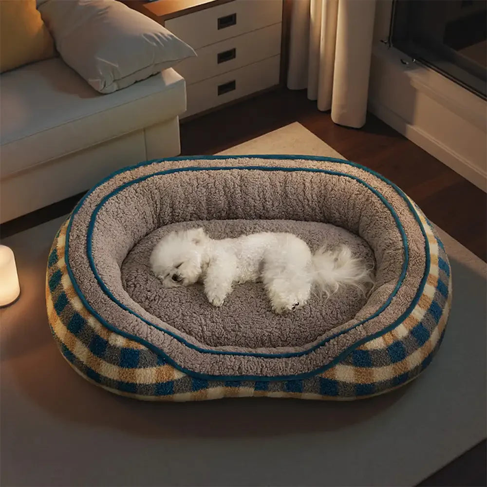 Letto per cani a ciambella in velluto Teddy ovale grande spazio per un sonno profondo e confortevole.
