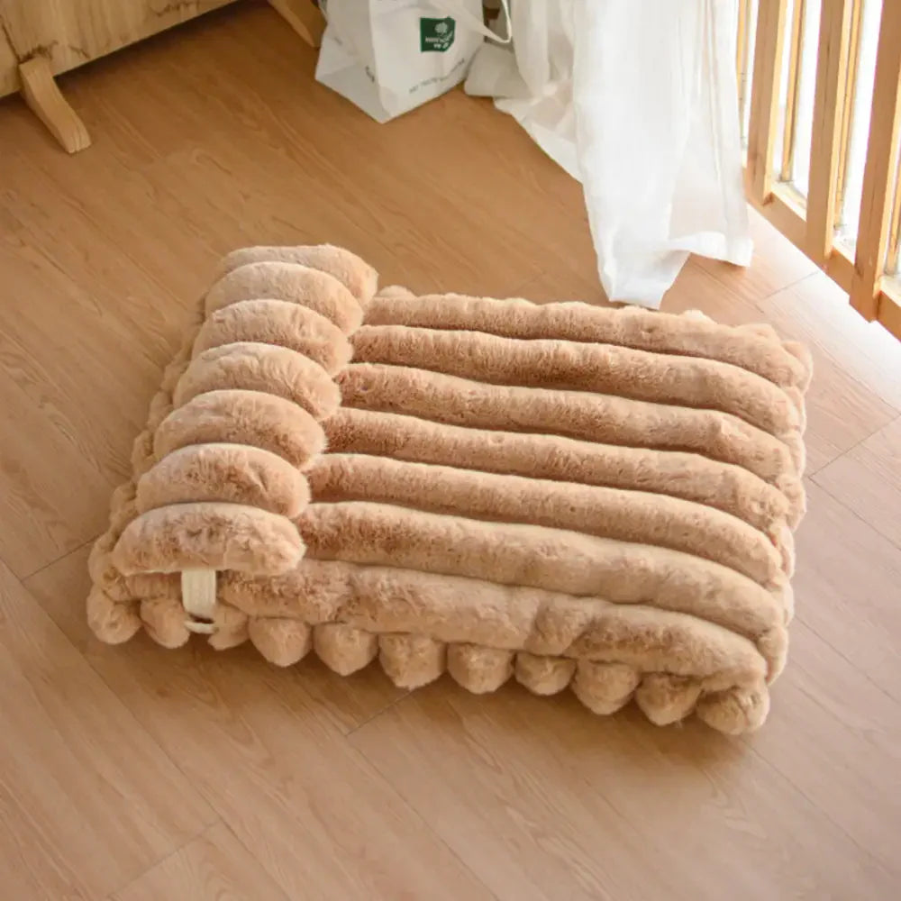 Cuscino riscaldante in faux pelliccia di coniglio morbida per letto per cani - Nuvola accogliente