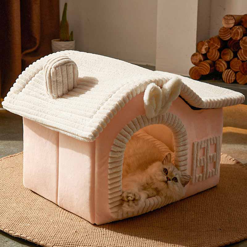Letto per gatti semi-chiuso di design per la casa