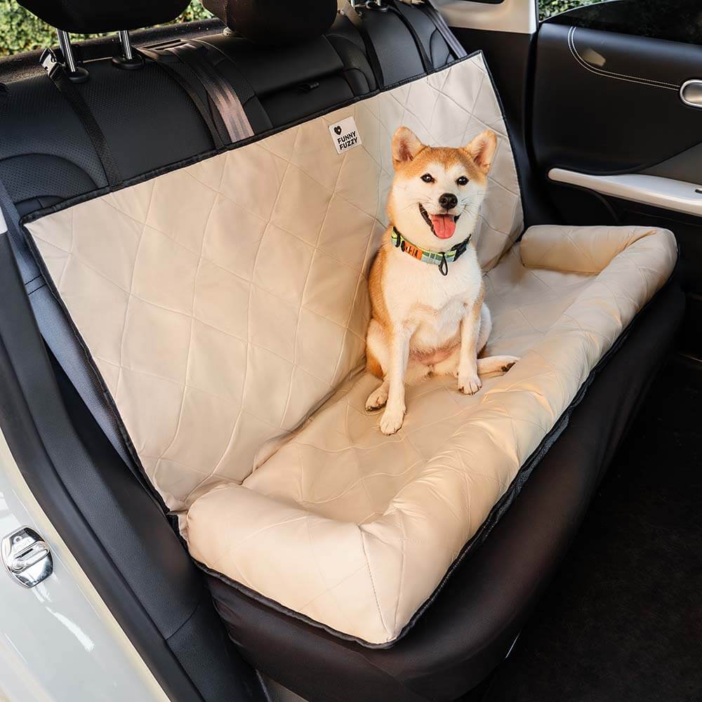 Letto per cani da auto