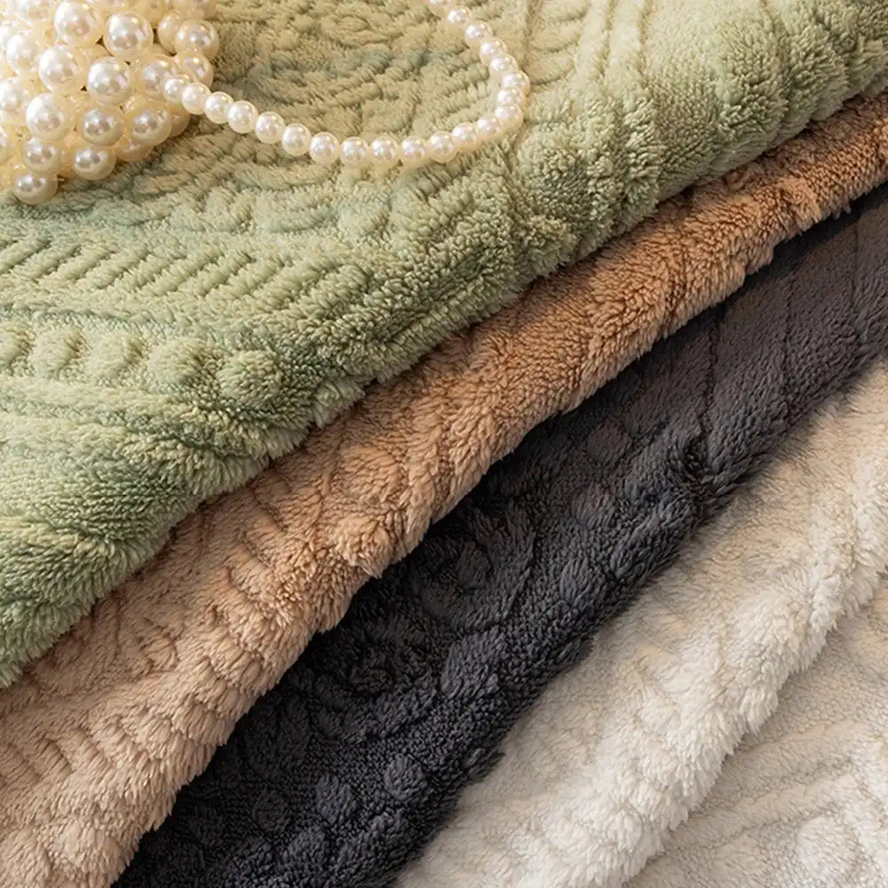 Copertura decorativa antiscivolo per divano, in peluche intagliato stile nordico, per tutte le stagioni