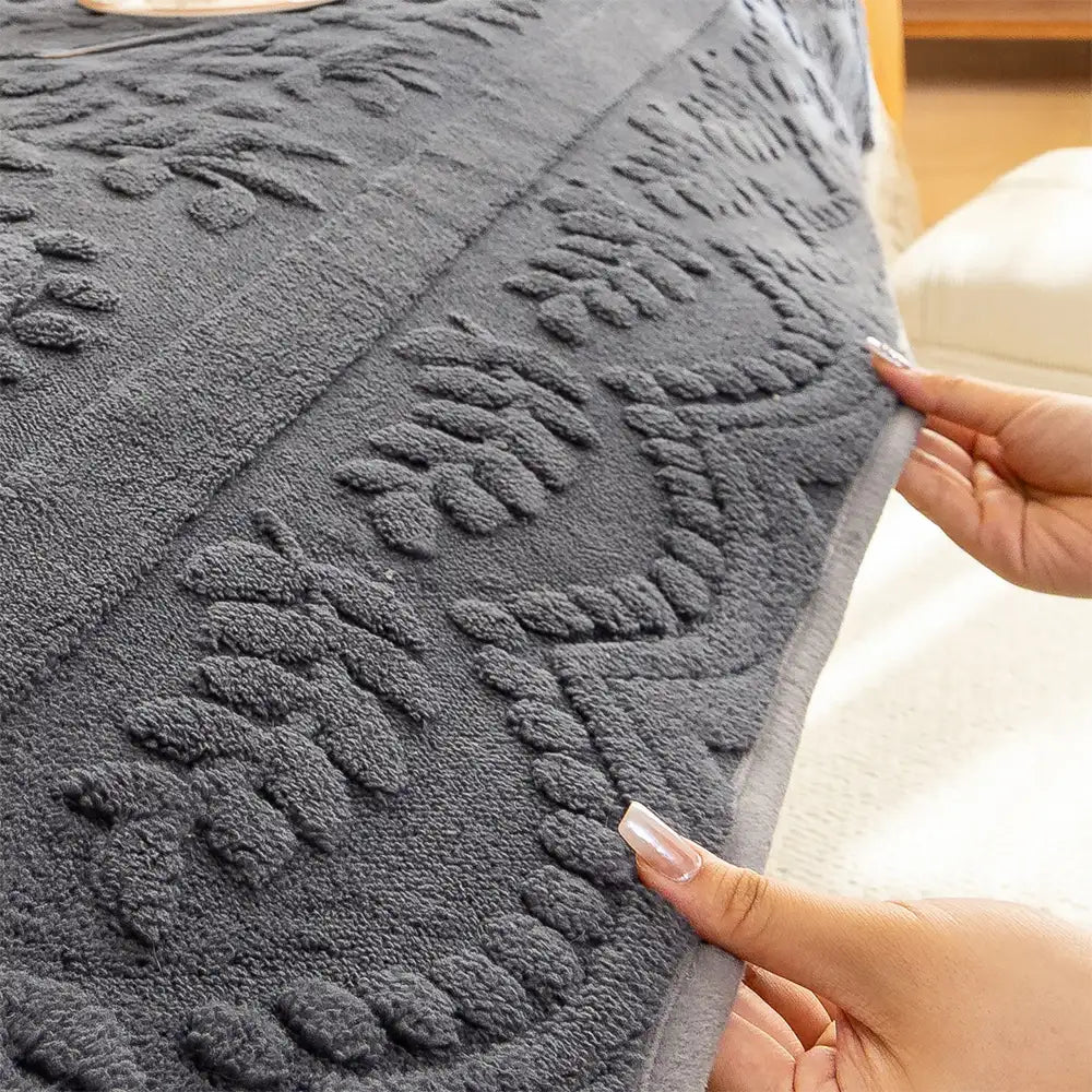 Copertura per divano in plush jacquard, comoda, resistente ai graffi e antiscivolo.