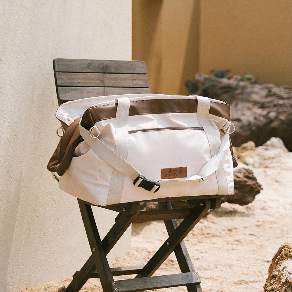 Ampio Seggiolino Auto per Cani Convertibile e Impermeabile - Urban Rover