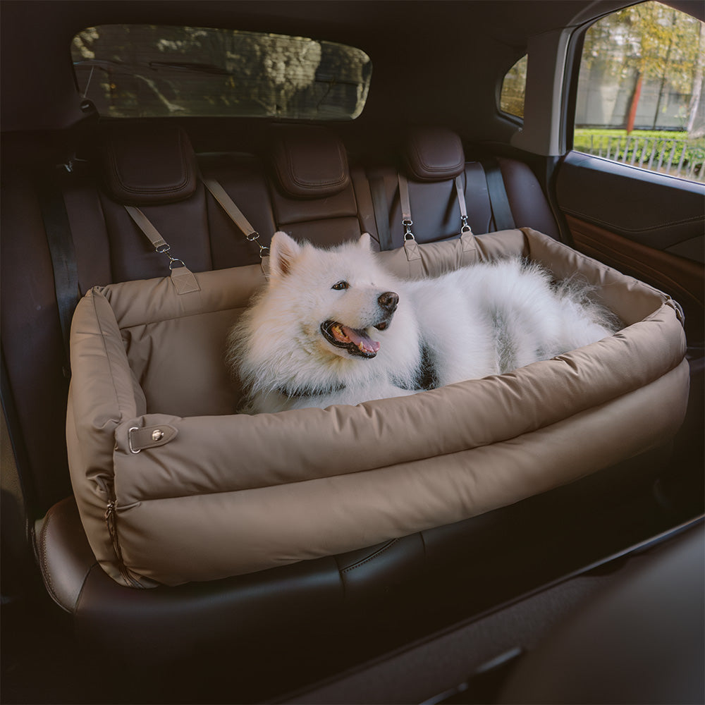 Letto Rialzato Deluxe Per Cani In Finta Pelle – Urban Voyager