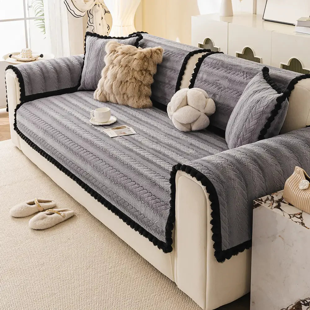 Copertura per divano in peluche invernale Lazy Chic, morbida e delicata sulla pelle