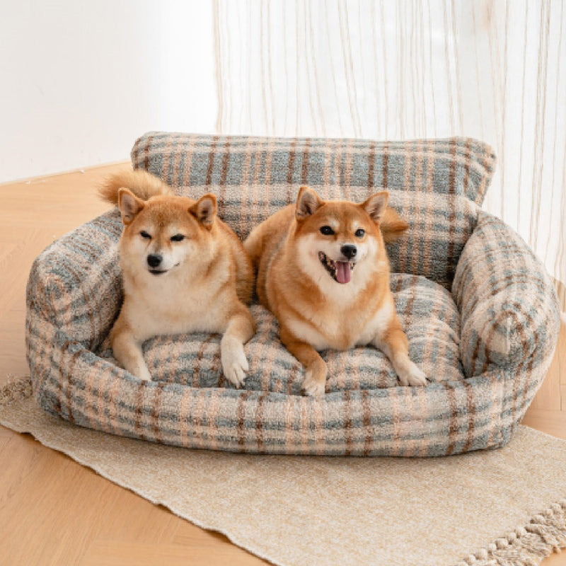 Divano letto per cani e gatti in peluche cozy per vacanze pigre