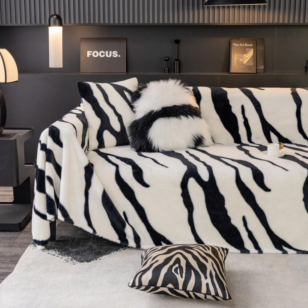 Copridivano Peluche Fluffy con Stampa Zebra Lussuoso e Stile