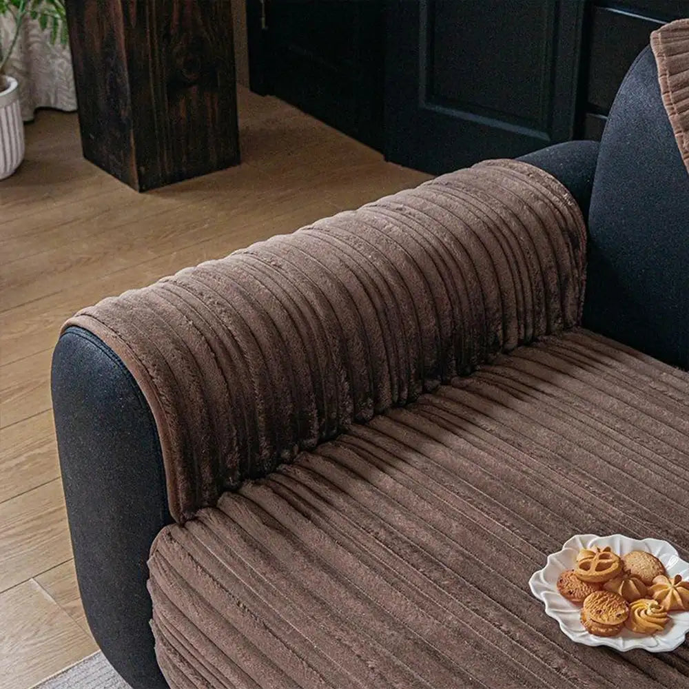 Copertura per divano in morbido peluche antiscivolo a strisce asimmetriche moderne