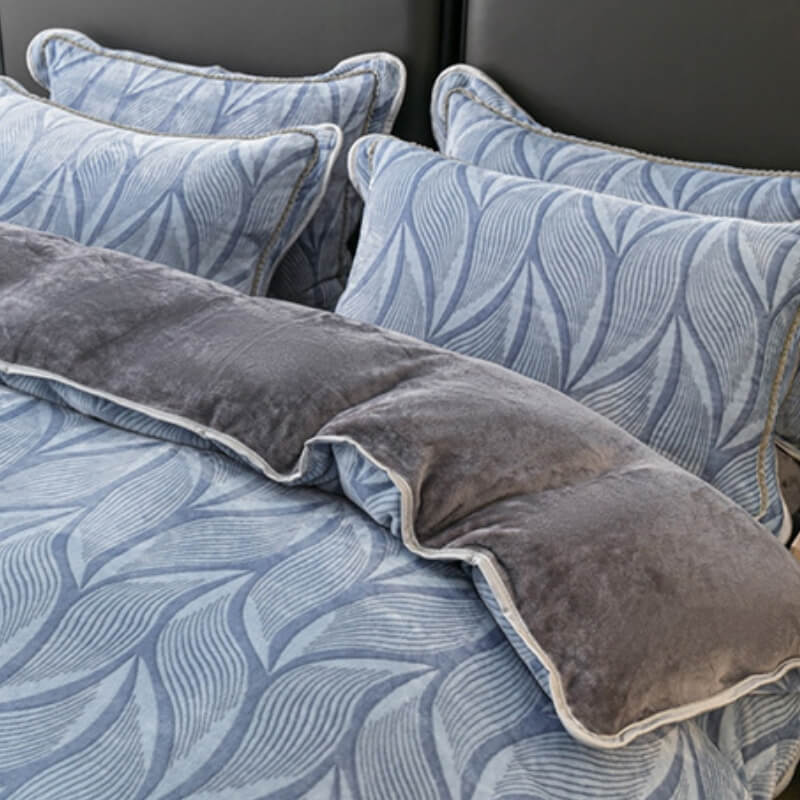 Set di lenzuola in morbido velluto di latte con motivo foglia moderna e balza per letto