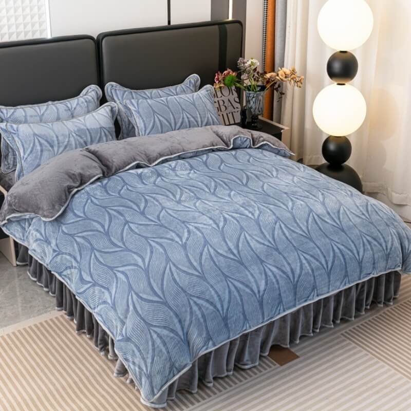Set di lenzuola in morbido velluto di latte con motivo foglia moderna e balza per letto