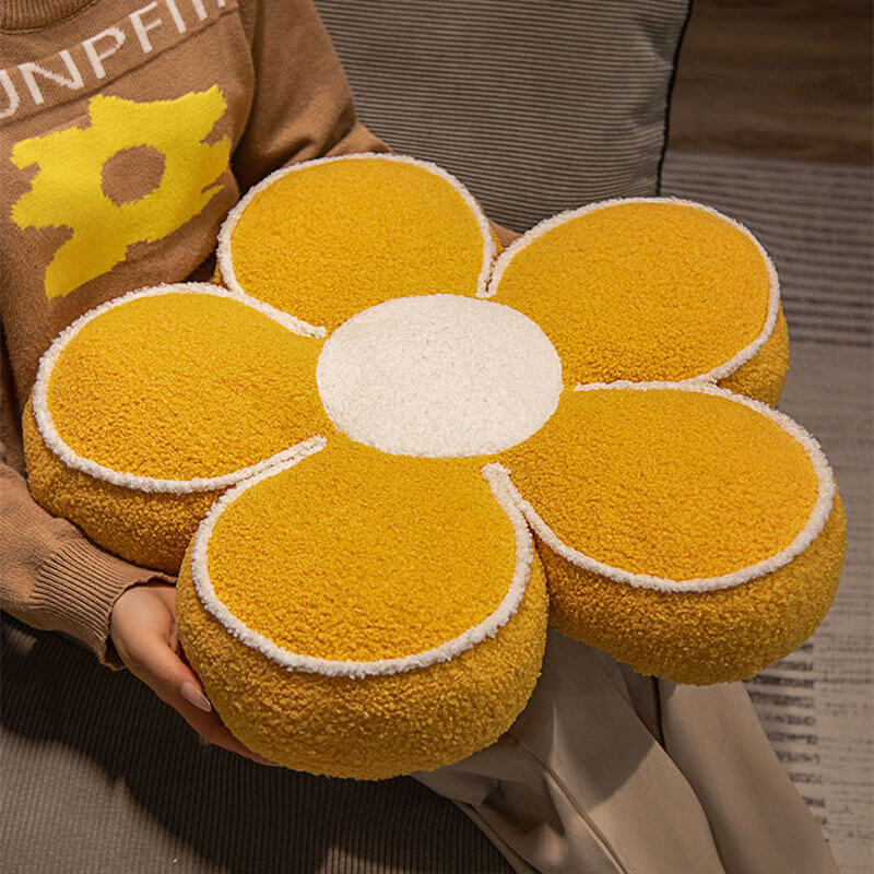 Cuscino decorativo a forma di fiore in peluche