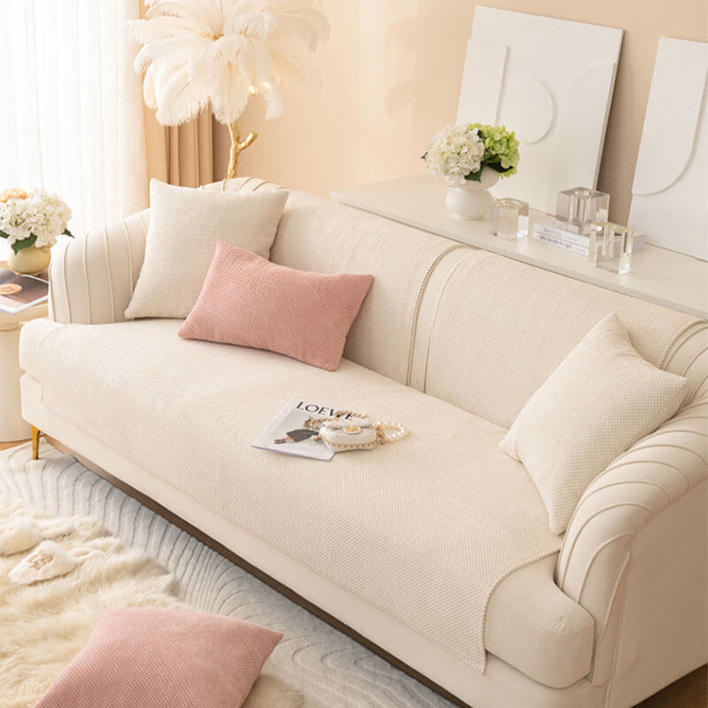 Copertura per divano in peluche di colore solido semplice.