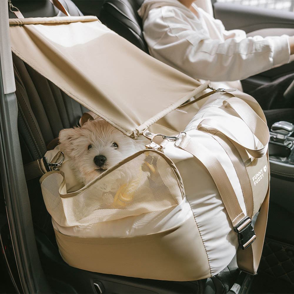 Seggiolino per auto con parasole per cani - Pup Rover impermeabile e traspirante per la protezione solare e sicurezza del cane nel seggiolino auto.