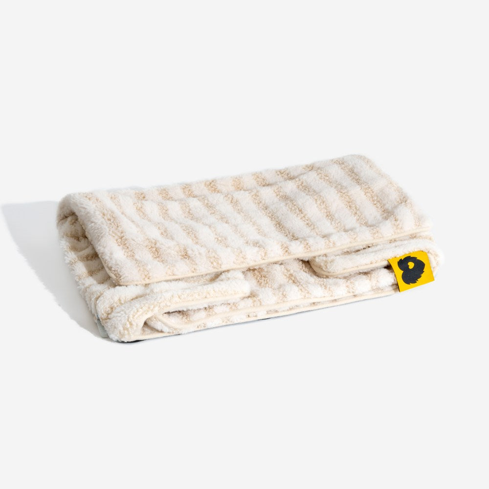 Divano per cani e gatti a doppio strato in faux lambswool a righe alla moda