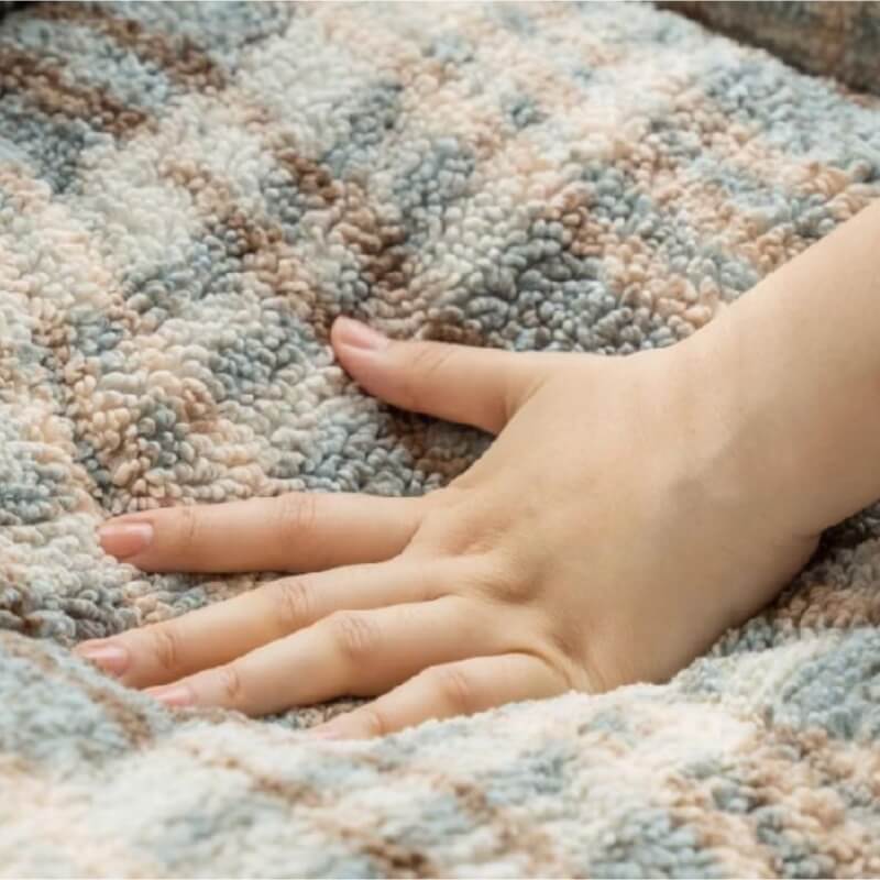 Divano letto per cani e gatti in peluche cozy per vacanze pigre