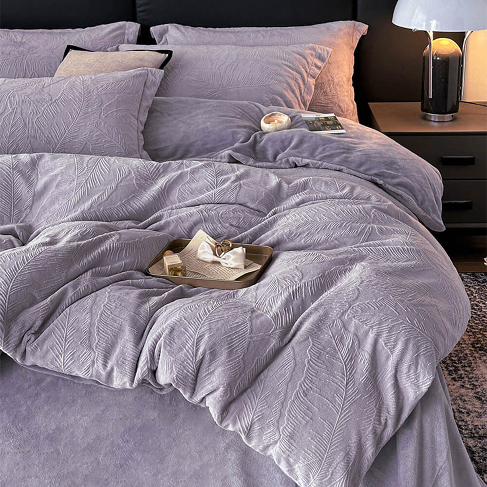 Set di lenzuola in velluto caldo di latte con relief di foglia naturale