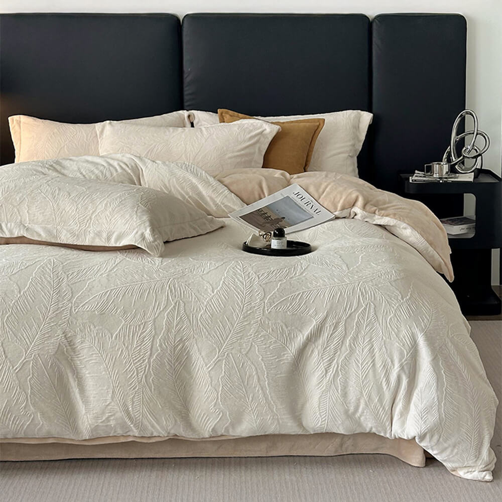 Set di lenzuola in velluto caldo di latte con relief di foglia naturale