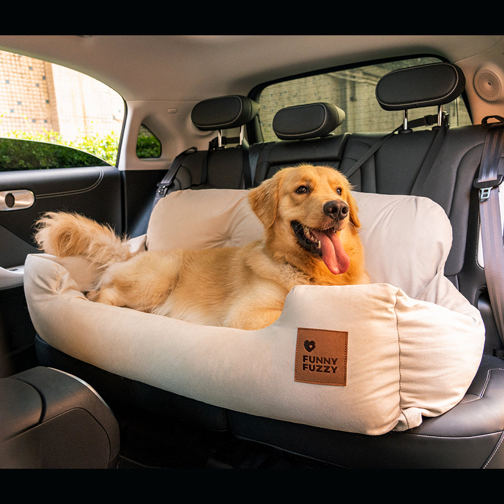 Cuscini di sicurezza per viaggi in auto per cani di taglia media e grande per il sedile posteriore.