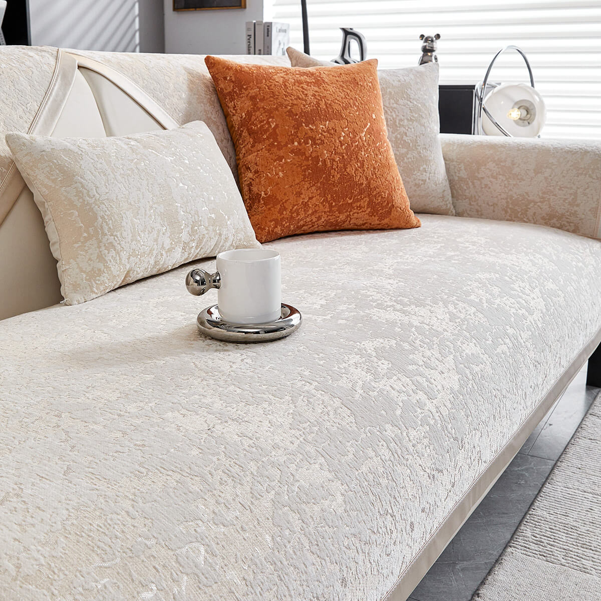 Copertura per divano in chenille resistente all'usura e anti-graffio, protezione antiscivolo.