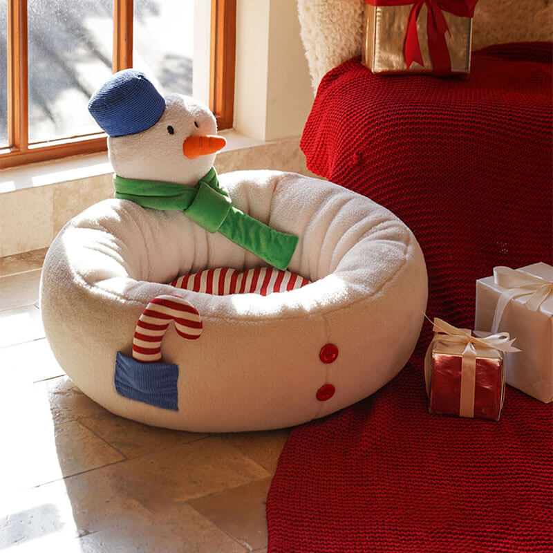 Christmas Snowman Shaped Cozy Cat Bed