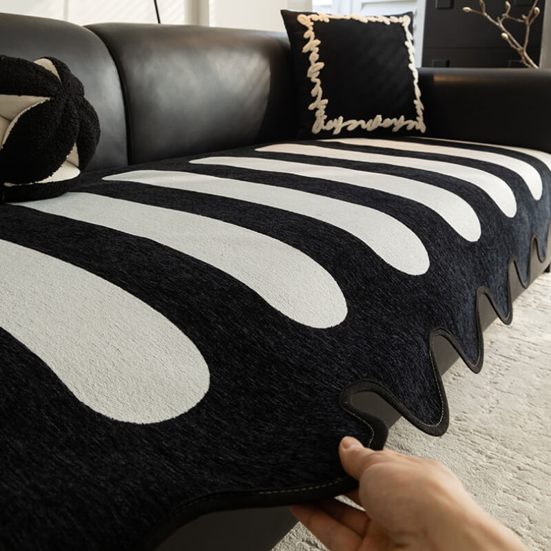 Classic Black Irregular-Shaped Chenille Anti-Scratch Non-Slip Couch Cover