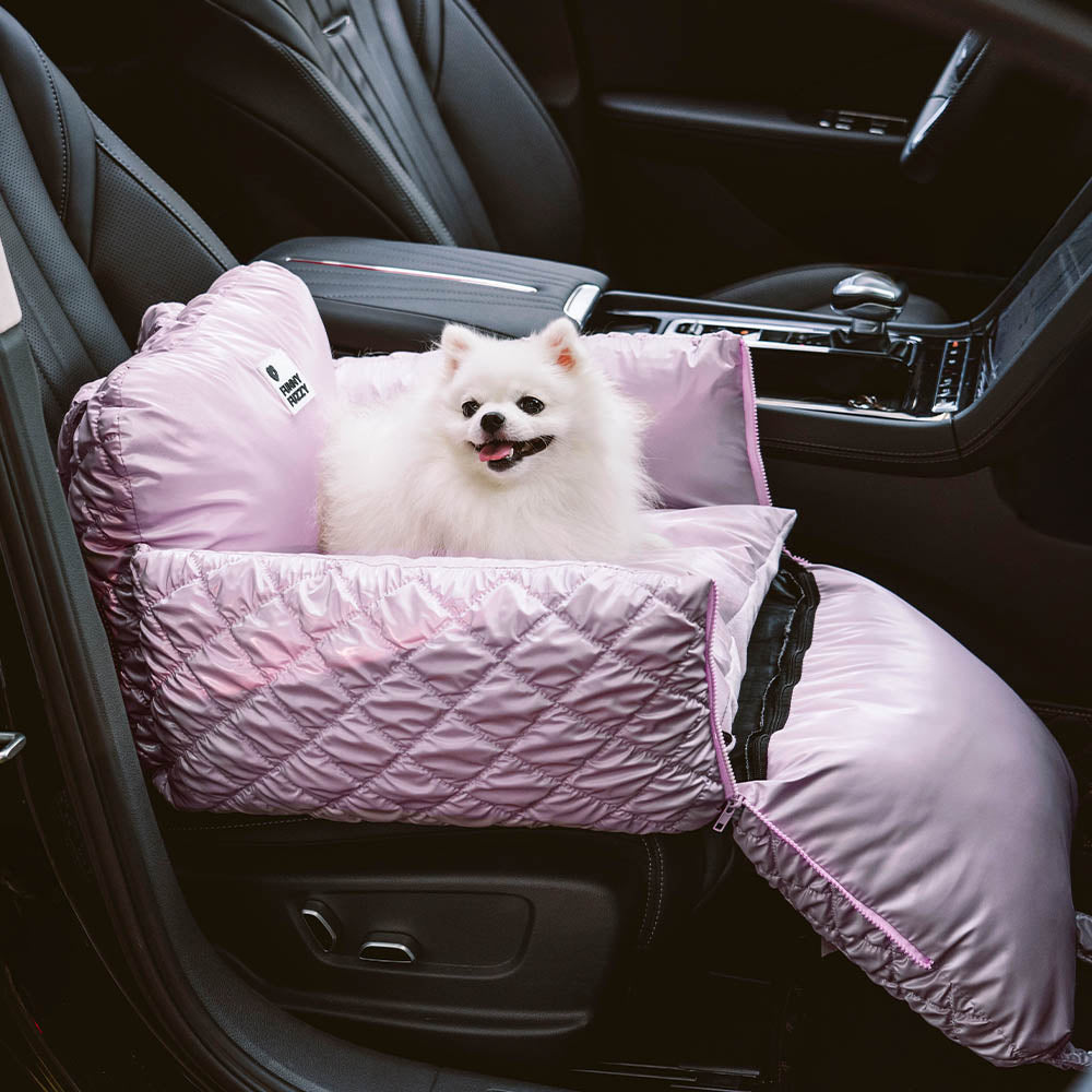 Letto rialzato per seggiolino auto per cani trapuntato di lusso Cloud