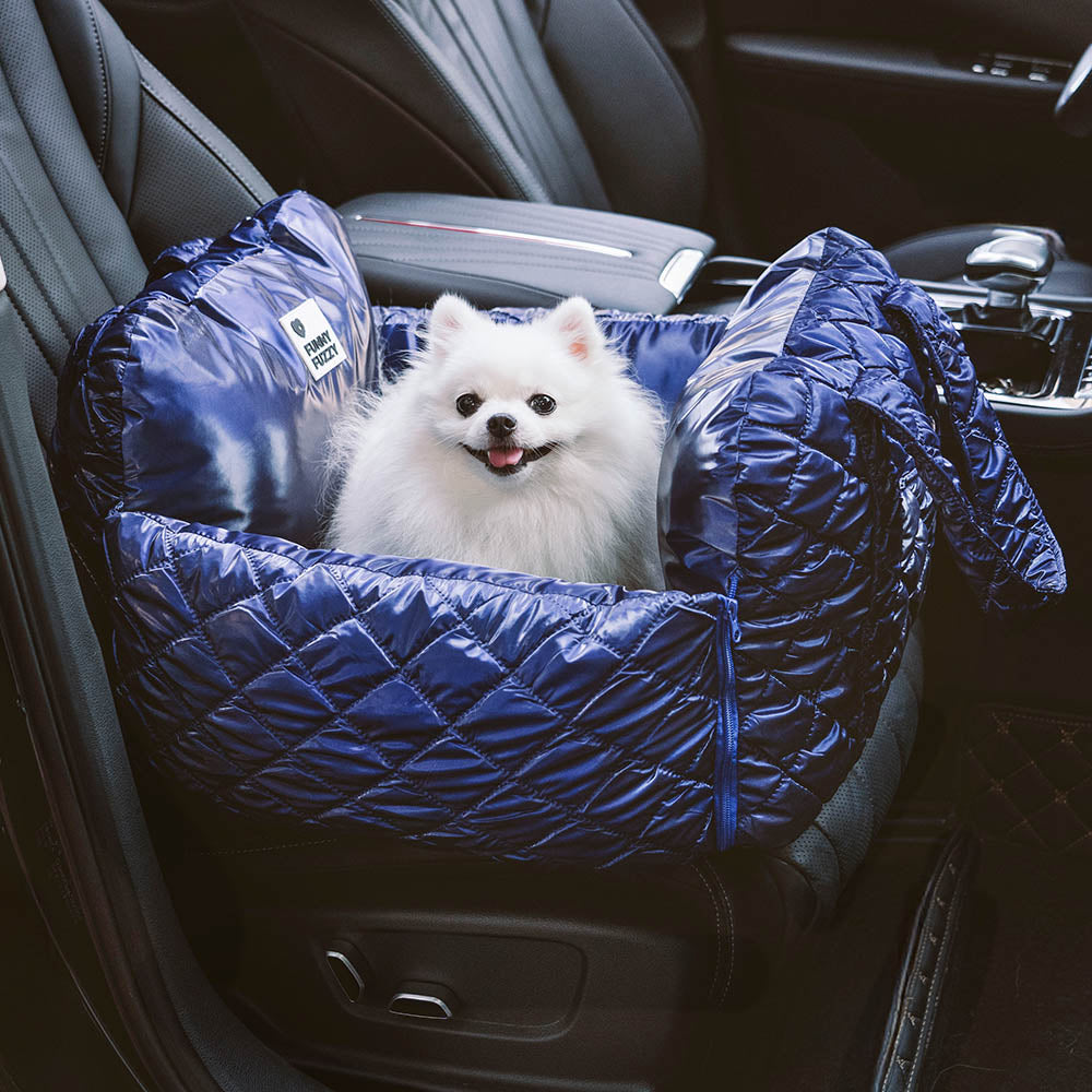 Letto rialzato per seggiolino auto per cani trapuntato di lusso Cloud