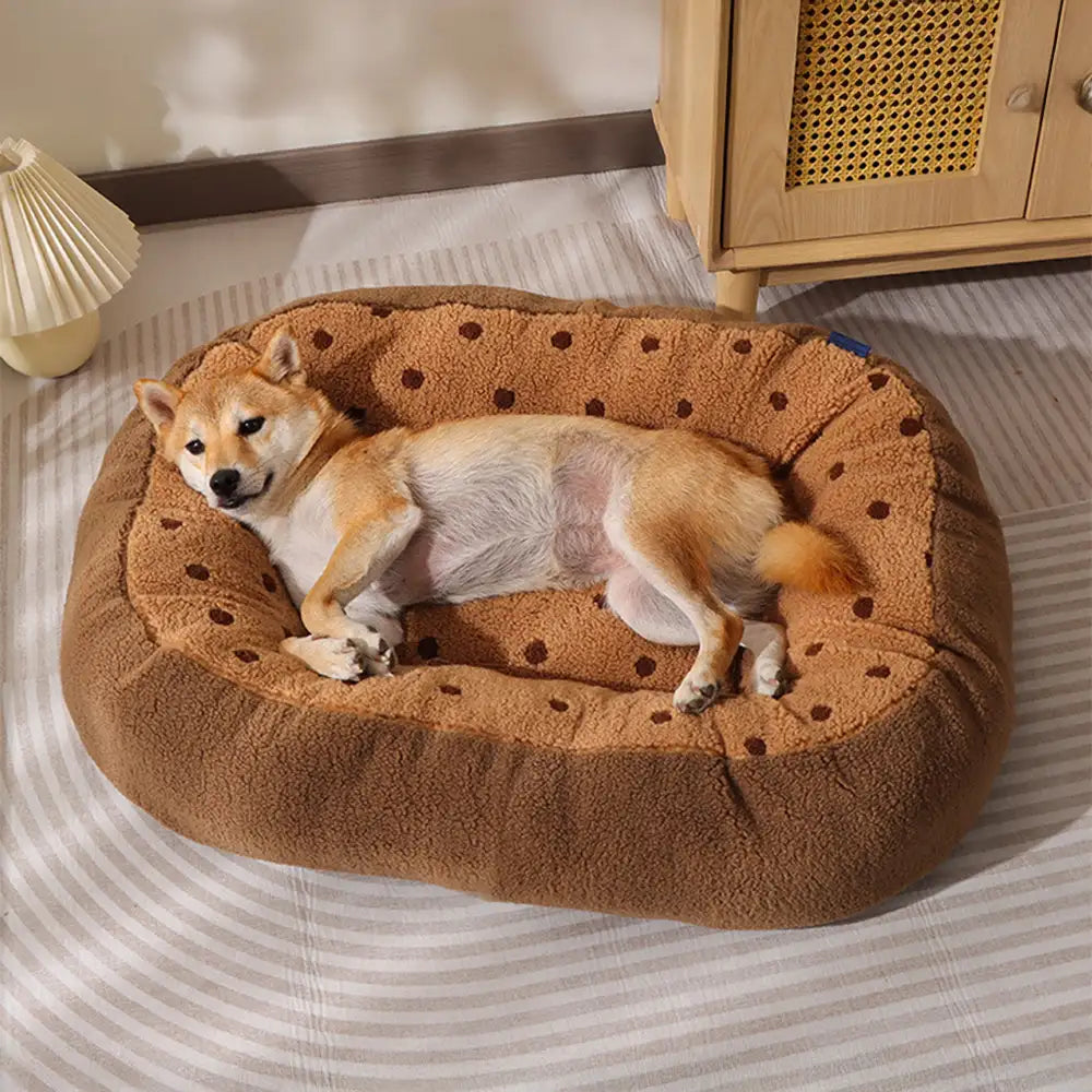 Letto per cani in peluche Cookie, caldo e accogliente, per sonni profondi in inverno