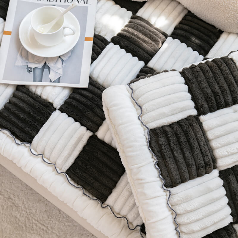 Coperta per cani in cotone peloso a forma quadrata a grandi quadri color crema