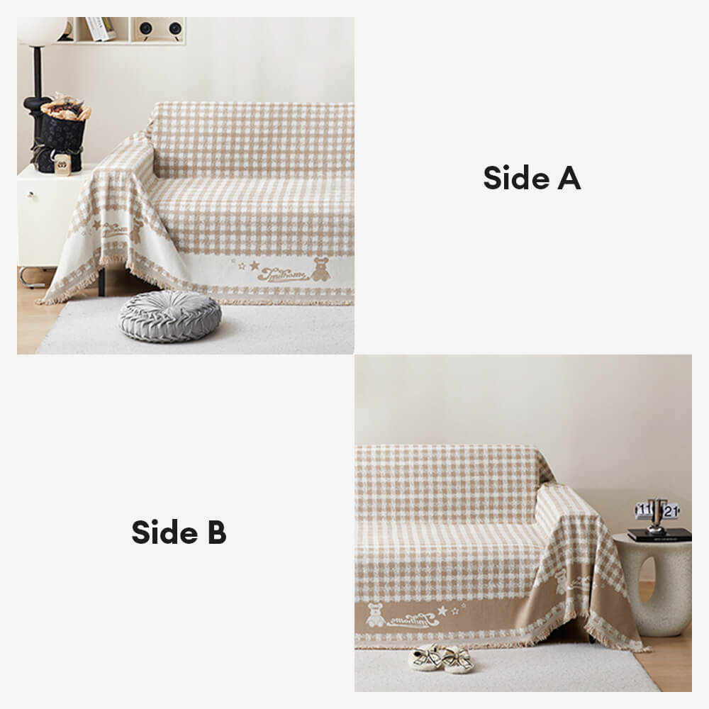 Copertura per divano in chenille con motivo retro a quadretti, con frange decorative.