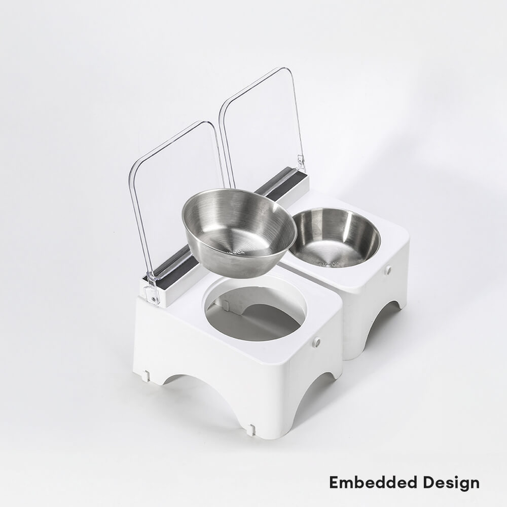 Alimentatore per animali con protezione antipolvere e induzione senza contatto.