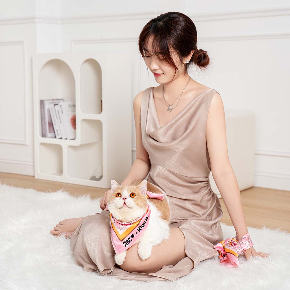 FUNNYFUZZY X Klarna Scarf per animali e umani